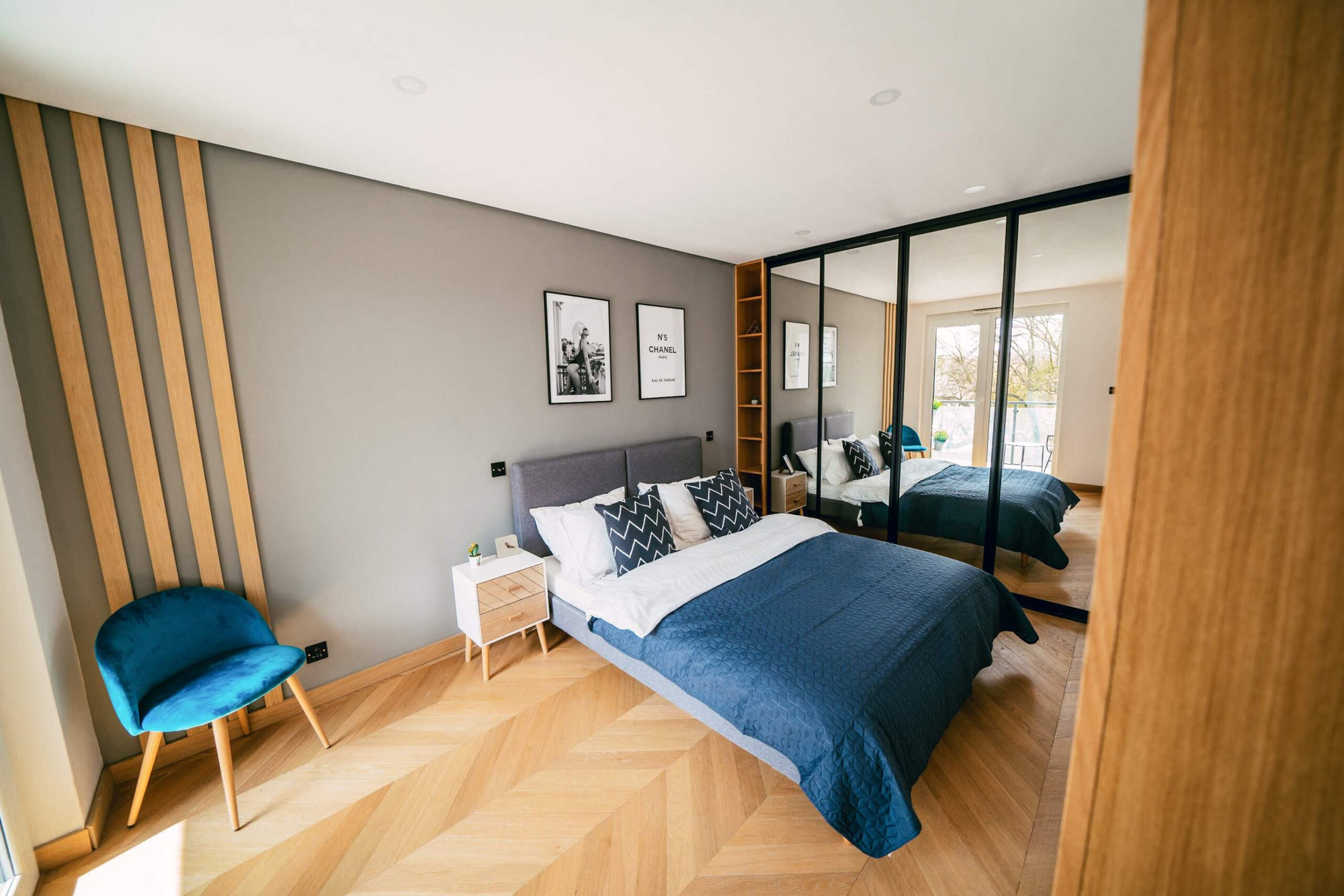 Hackney flat, E8, photo 39