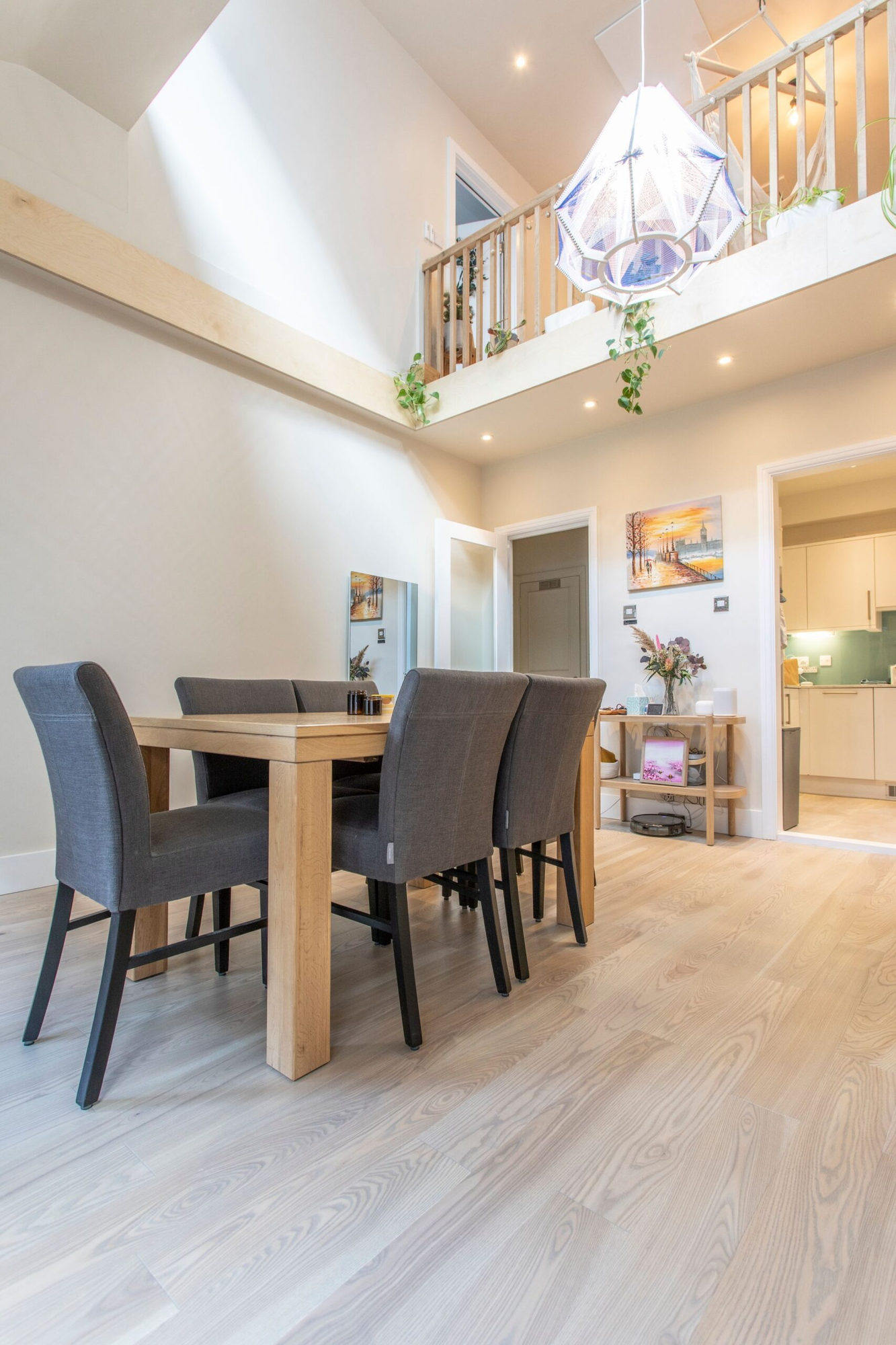 Wapping High Street flat, E1W, photo 24