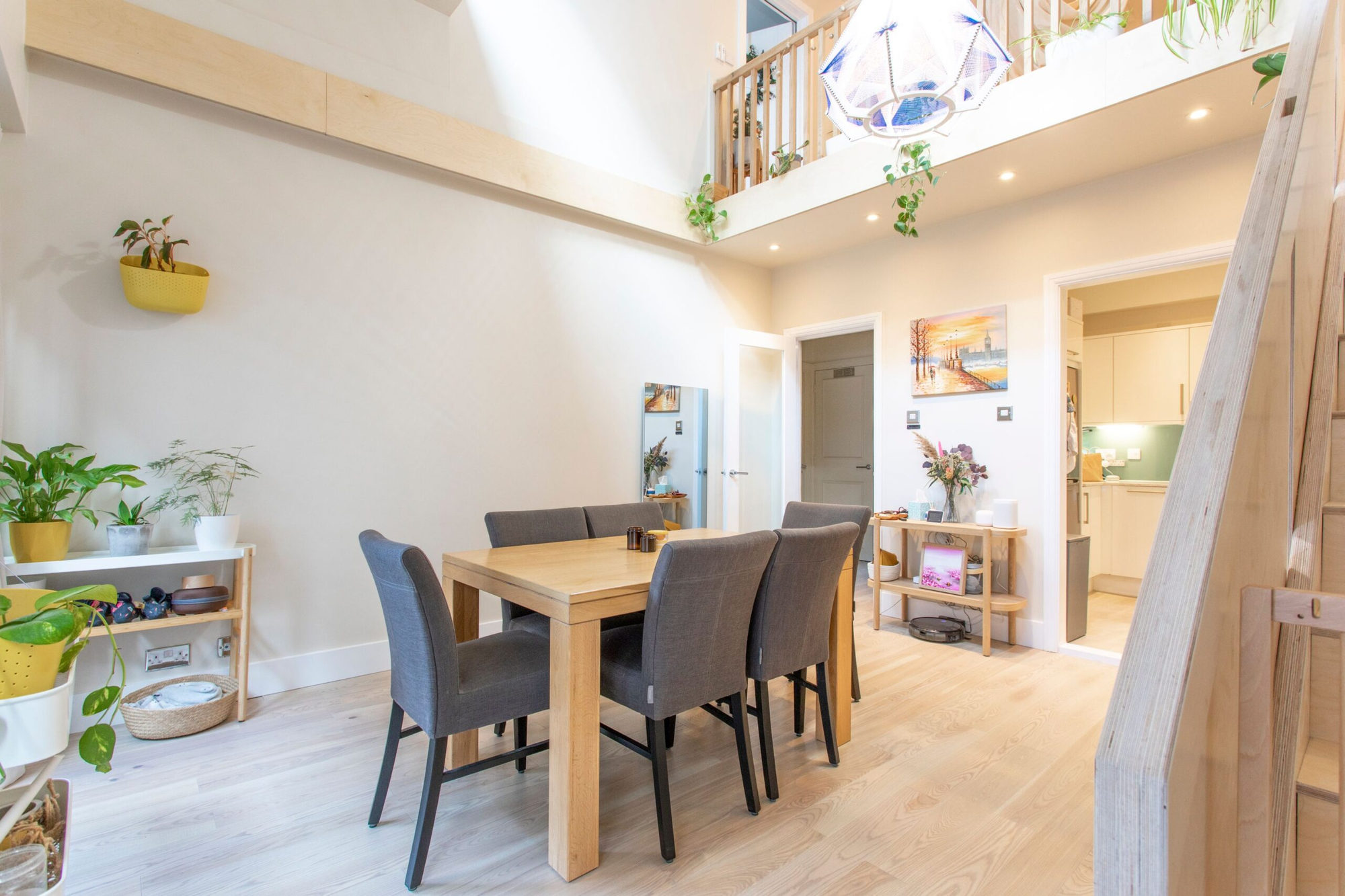 Wapping High Street flat, E1W, photo 3
